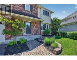 39 HITCH CRESCENT - 4