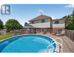 39 HITCH CRESCENT - 40