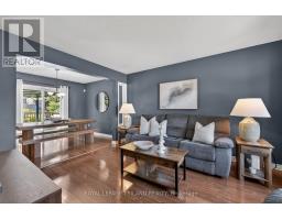 39 HITCH CRESCENT - 9