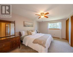 22 SADDY CRESCENT - 12