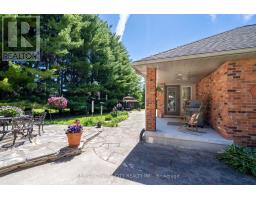 61 ABERDEEN DRIVE - 6