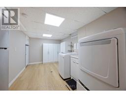 160 GRENFELL CRESCENT - 33