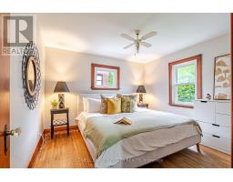 24 LAMBETH AVENUE - 16
