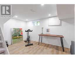 24 LAMBETH AVENUE - 27
