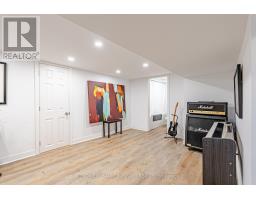 24 LAMBETH AVENUE - 28