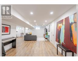 24 LAMBETH AVENUE - 30