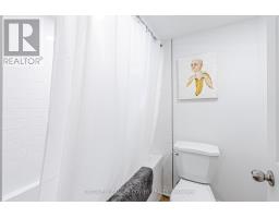 24 LAMBETH AVENUE - 31