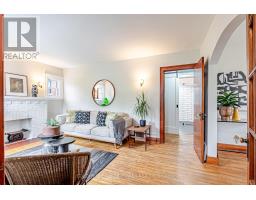 24 LAMBETH AVENUE - 6