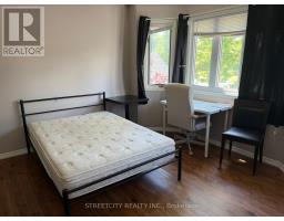 1004 ALDERSBROOK ROAD - 20