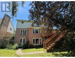 1004 ALDERSBROOK ROAD - 35