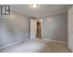 A4 - 4838 SWITZER DRIVE - 31