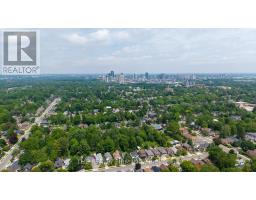 252 EDWARD STREET - 44