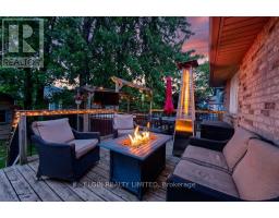599 WELLINGTON STREET - 29