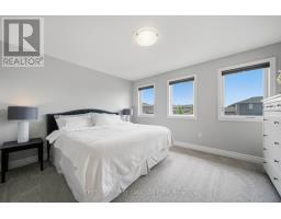 148 GILMOUR DRIVE - 19