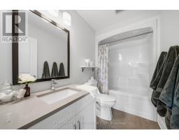 148 GILMOUR DRIVE - 25