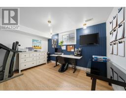 148 GILMOUR DRIVE - 31