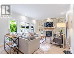 153 GREEN HEDGE COURT - 10