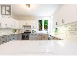 153 GREEN HEDGE COURT - 15