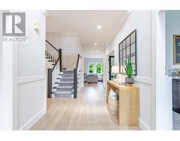 153 GREEN HEDGE COURT - 4