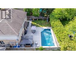 153 GREEN HEDGE COURT - 48