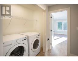 121 CATHCART STREET - 26