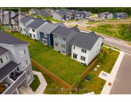 939 DEVERON CRESCENT - 28