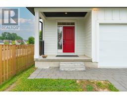 939 DEVERON CRESCENT - 3
