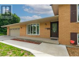 720 GRENFELL DRIVE - 4