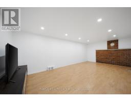 720 GRENFELL DRIVE - 40