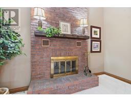 183 FARMINGTON WAY - 17