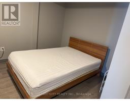 501 - 321 SPRUCE STREET - 8