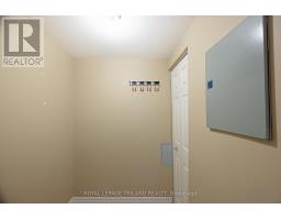 606 - 155 KENT STREET - 21