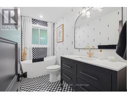21 MCGILL PLACE - 21