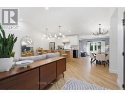 21 MCGILL PLACE - 3