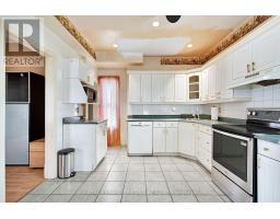 1033 TRAFALGAR STREET - 15
