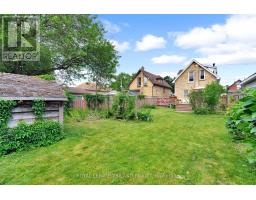 1033 TRAFALGAR STREET - 35