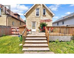 1033 TRAFALGAR STREET - 36