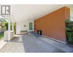 1568 NAIRN AVENUE - 4
