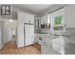 48 TECUMSEH AVENUE E - 18