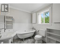 48 TECUMSEH AVENUE E - 26
