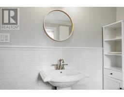 48 TECUMSEH AVENUE E - 27