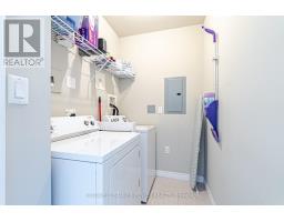 902 - 353 COMMISSIONERS ROAD W - 24