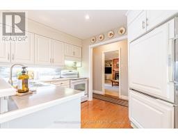 64 LELAND PLACE - 17
