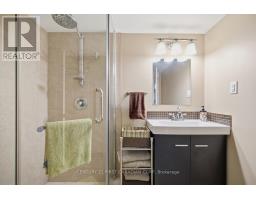 1694 GREEN GABLES ROAD - 33