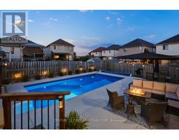 1694 GREEN GABLES ROAD - 41