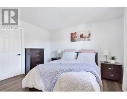 1 PONDEROSA CRESCENT - 22