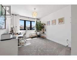 3051 DOYLE DRIVE - 23