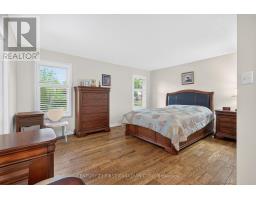 1 SPORTS FIELD CRESCENT - 23