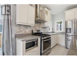 989 ROULSTON CRESCENT - 13