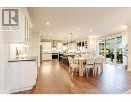 2558 MCWADE PLACE - 16